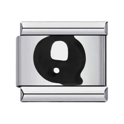 Q b